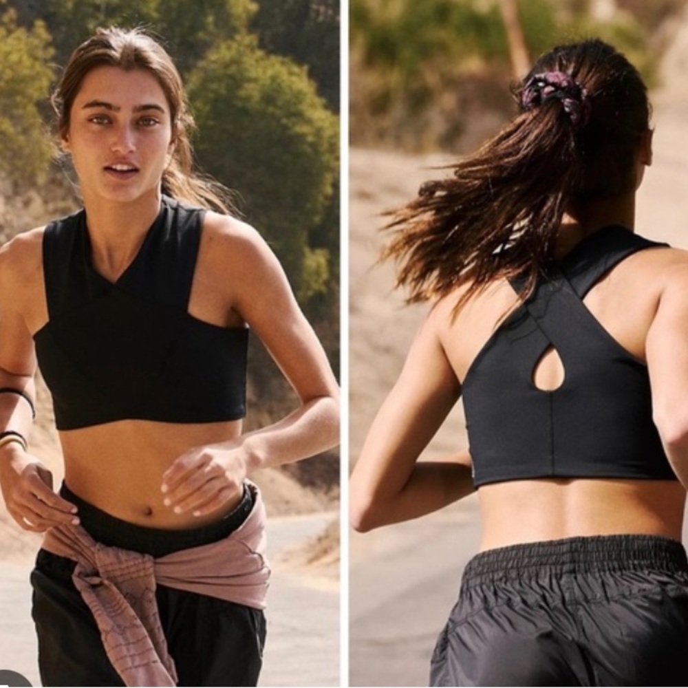 Don’t MISS A BEAT FREE PEOPLE sports bra!